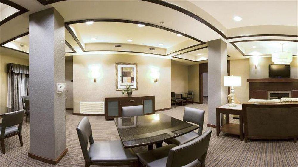 Holiday Inn Express Hotel & Suites Austell Powder Springs By Ihg Eksteriør billede