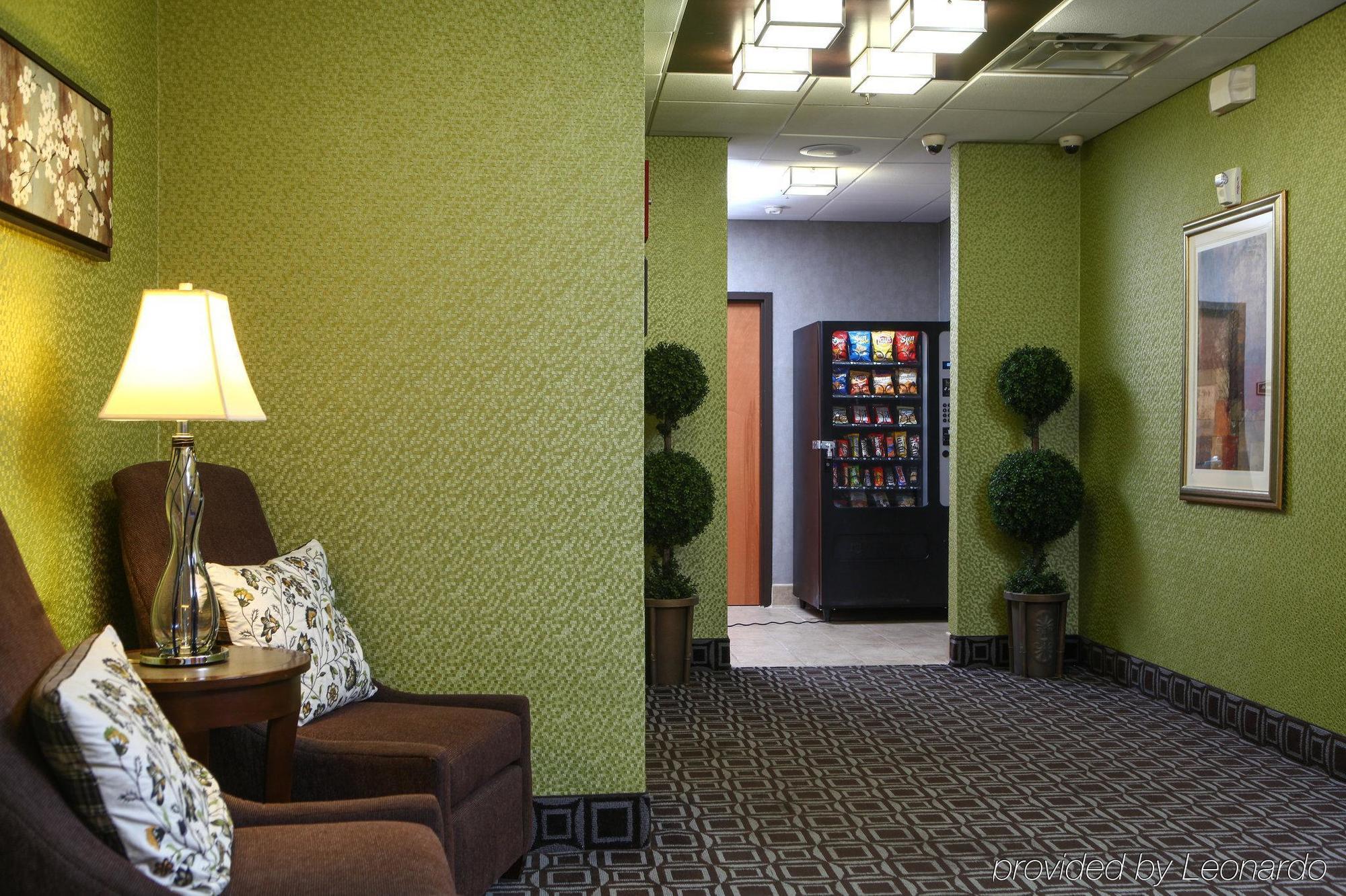 Holiday Inn Express Hotel & Suites Austell Powder Springs By Ihg Eksteriør billede